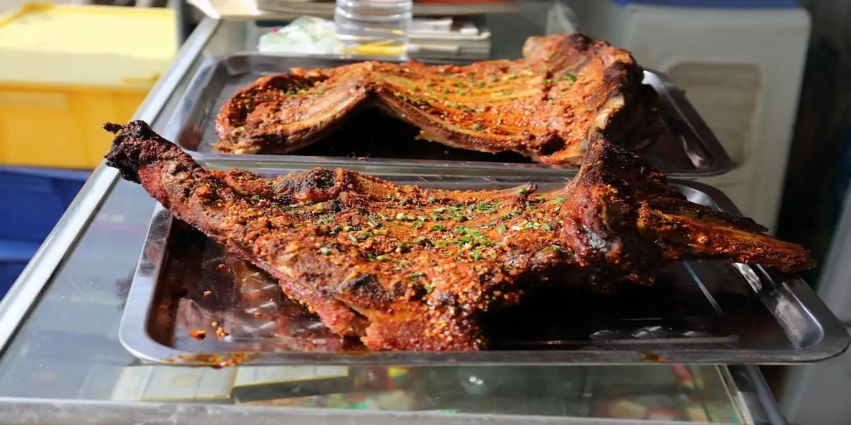 كيف أطبخ لحم الغنم بطريقة لذيذة